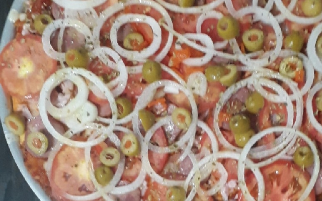 Massa de pizza fácil no liquidificador