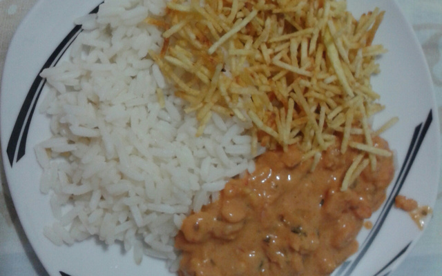 Estrogonofe de camarão