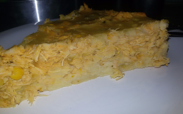 Torta de frango cremosa e fácil