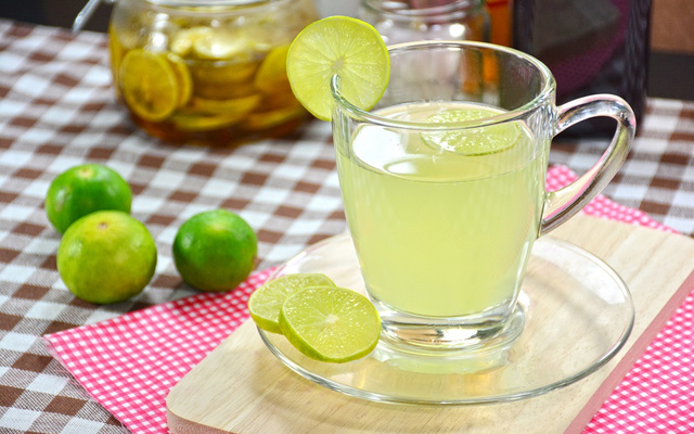 Suco de caju com limão super refrescante