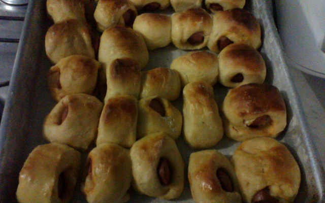 Enroladinhos de salsicha (assado)