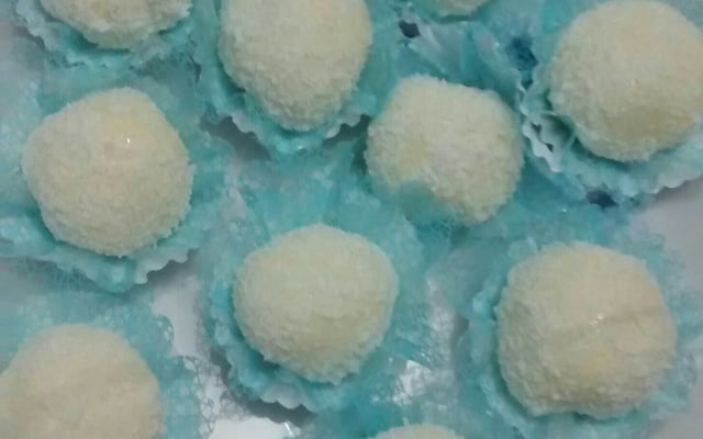 Docinho de leite em pó com leite condensado delícia