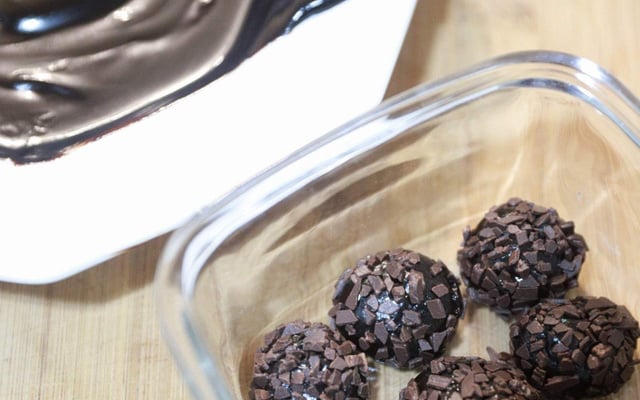 Brigadeiro para pessoas que têm alergia às proteínas do leite de vaca