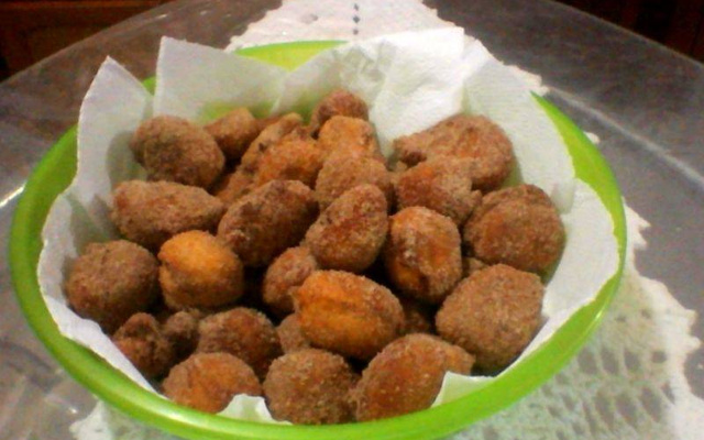 Bolinho de chuva com banana