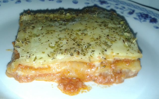 Lasanha ao Molho de Calabresa