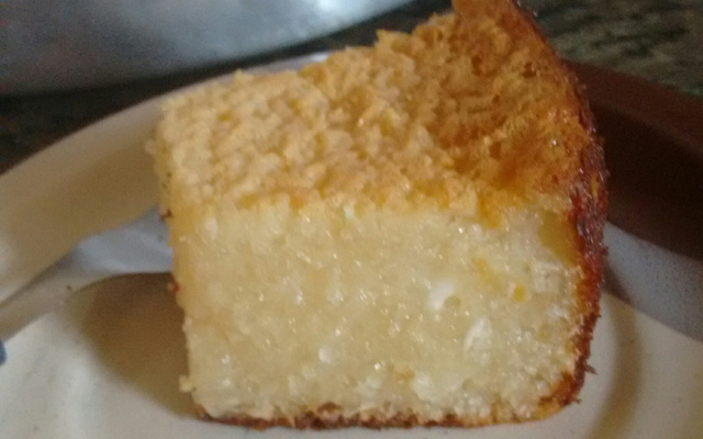 Bolo de aipim cremoso tradicional
