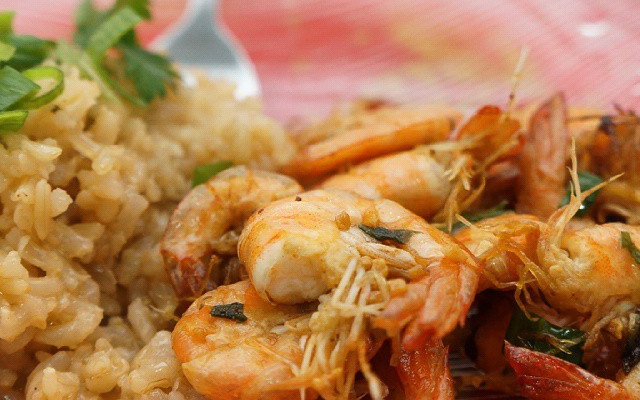 Arroz integral ao vinho branco