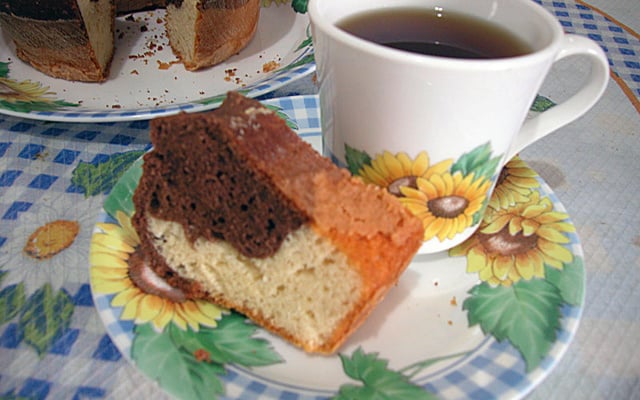 Bolo mármore com iogurte