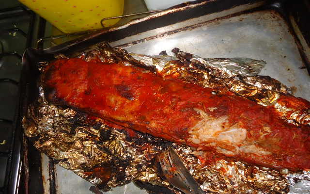 Costela assada ao molho de ervas