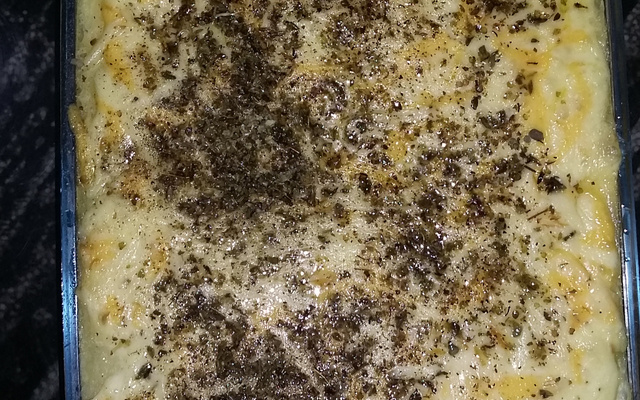 Batata assada 5 queijos do Thalis