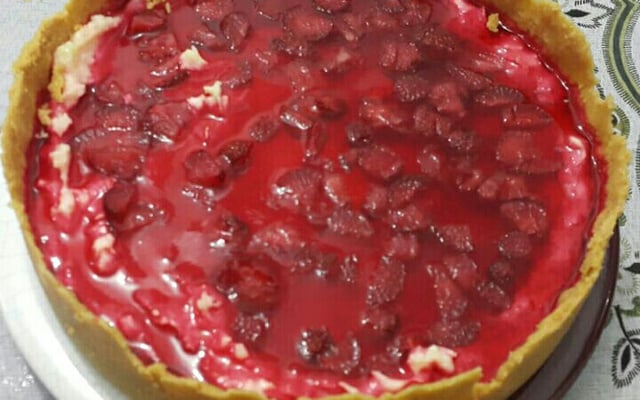 Torta de morango simples