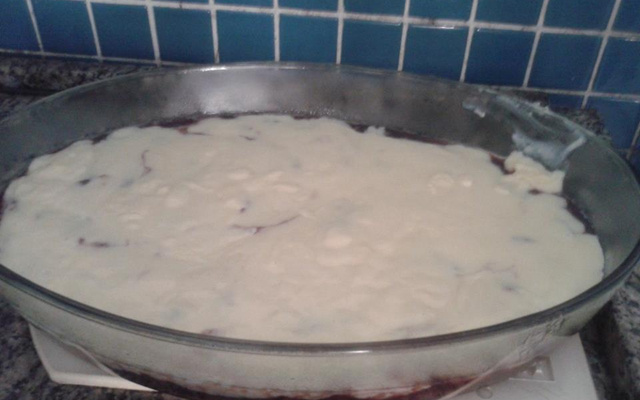 Doce de banana com cobertura de leite condensado ( Lúcio Cezar )