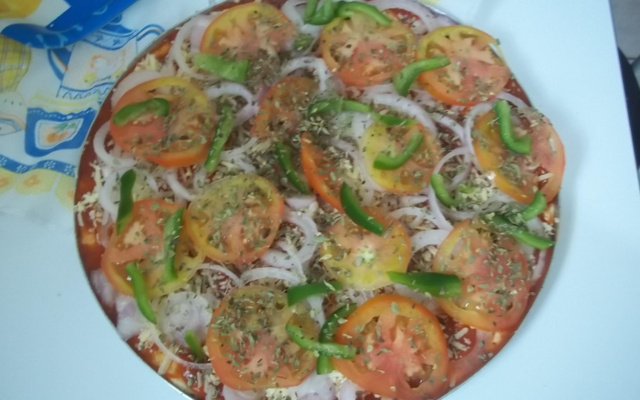 Pizza simples by Neneli