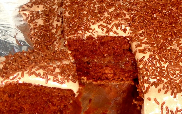 Bolo gelado de chocolate