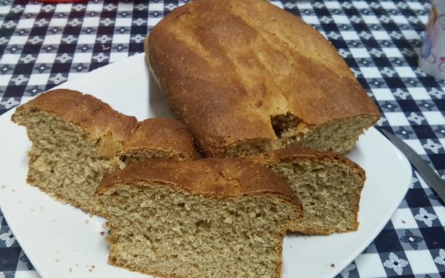 Pão caseiro integral prático e delicioso