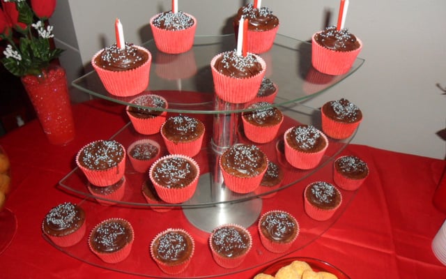 Cupcakes fáceis, baratos e decorados (igual foto)