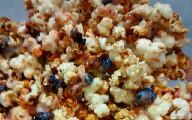 Pipoca doce do pipoqueiro