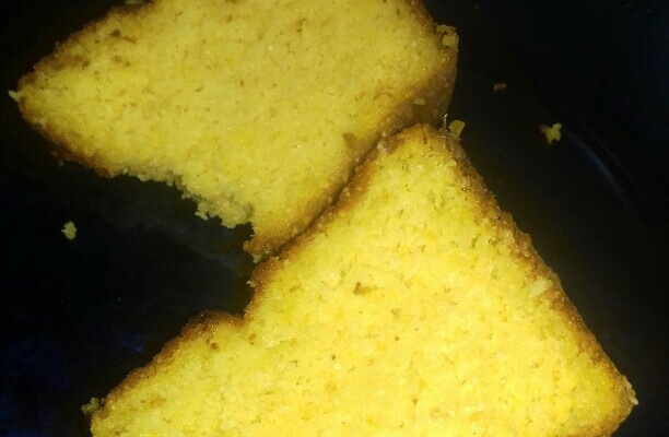 Bolo de milho verde em lata