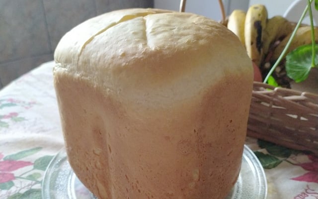 Pão de leite na máquina de pão supergostoso