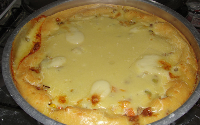 Torta cremosa de frango de liquidificador