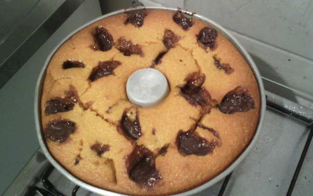 Bolo de cenoura cremoso