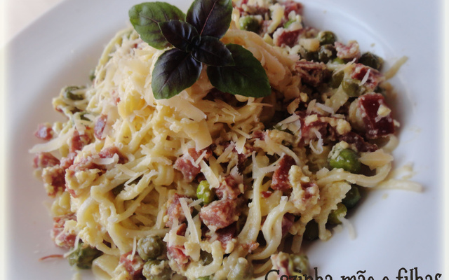 Espaguete à carbonara diferente