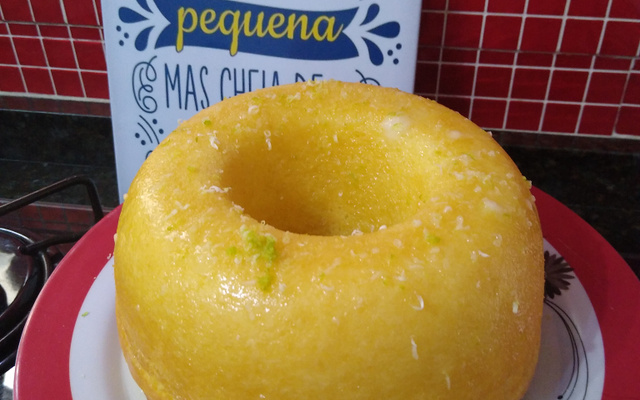 Cobertura de açúcar confeiteiro para bolos