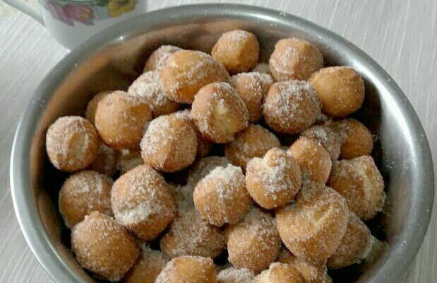 Bolinho de chuva com vinagre
