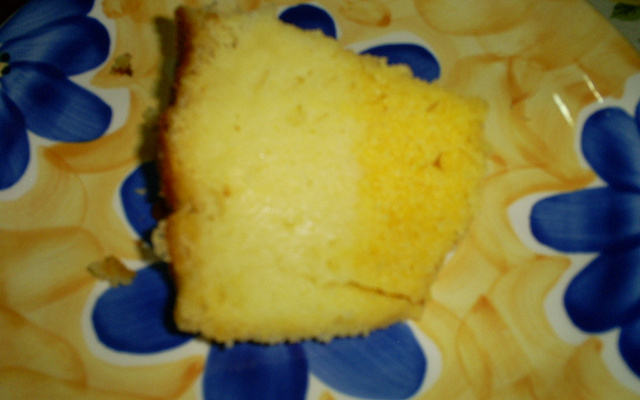 Bolo de fubá cremoso