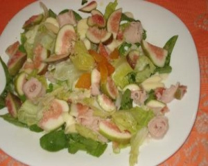 Salada refrescante com figos
