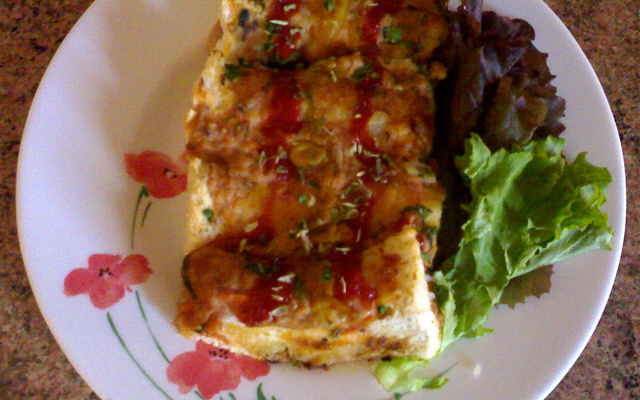 Rolinhos de atum e pão de fôrma