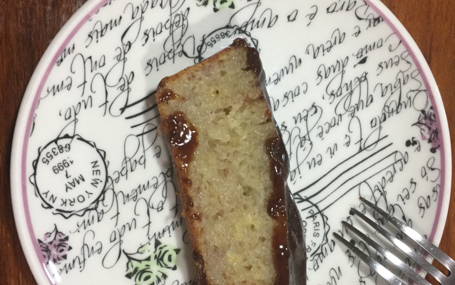Bolo de banana com ganache de nutella