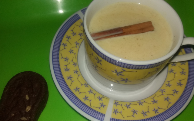 Bebida de leite moça e Gengibre