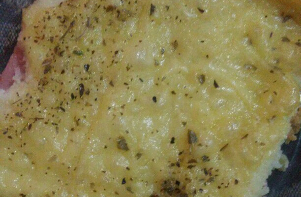 Torta de arroz com presunto e mussarela