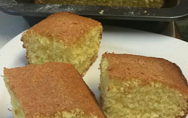 Bolo de Fubá com Laranja