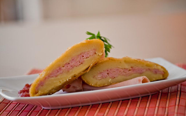 Risoles de presunto e queijo