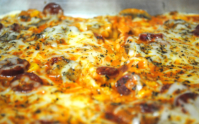 Massa para pizza macia e super simples