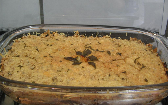 Escondidinho de atum e arroz integral