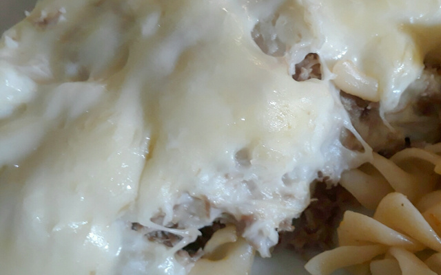 Escondidinho de macaxeira com carne  de sol