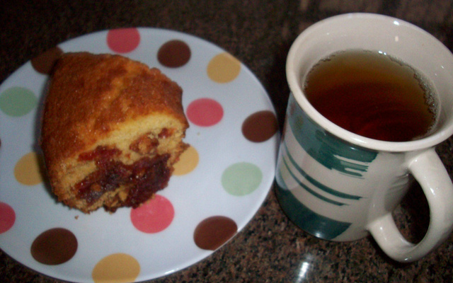 Bolo de fubá com goiabada