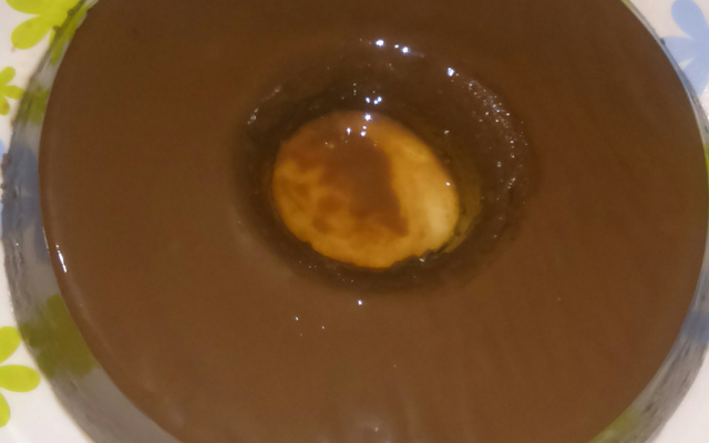 Pudim de leite em pó de microondas