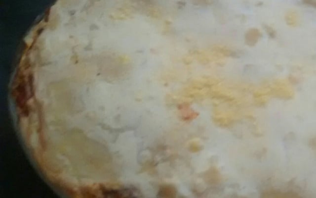 Lasanha ao molho branco e vermelho