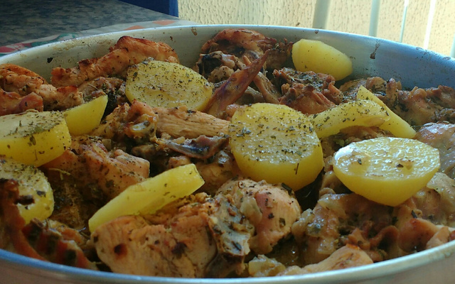 Frango assado com batata