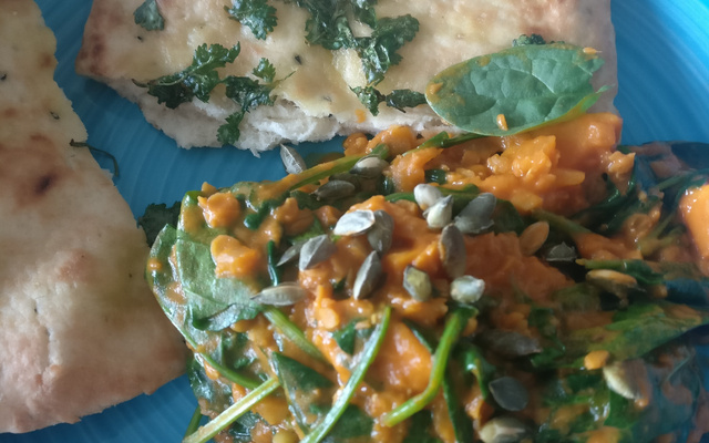 Dahl batata-doce e jambu