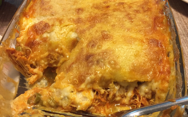 Escondidinho de mandioca com frango