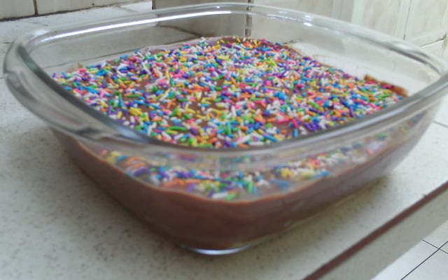 Pavê brigadeiro com pão de forma