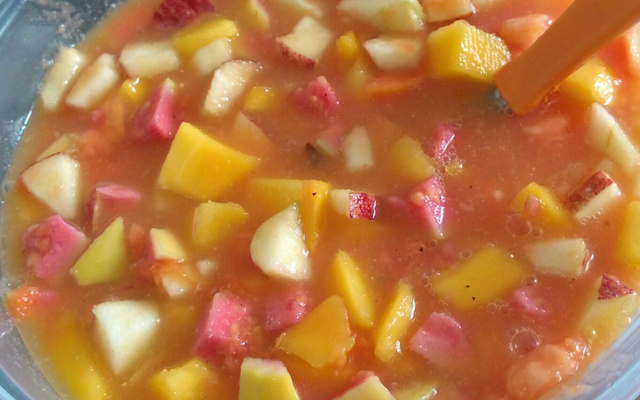 Salada de fruta nutritiva