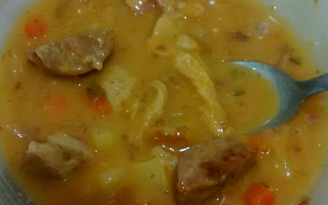 Mocotó com Feijão Branco