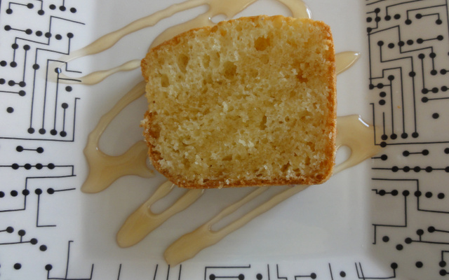 Bolo simples de baunilha