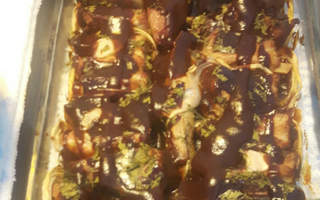 Costela de porco com molho Barbecue